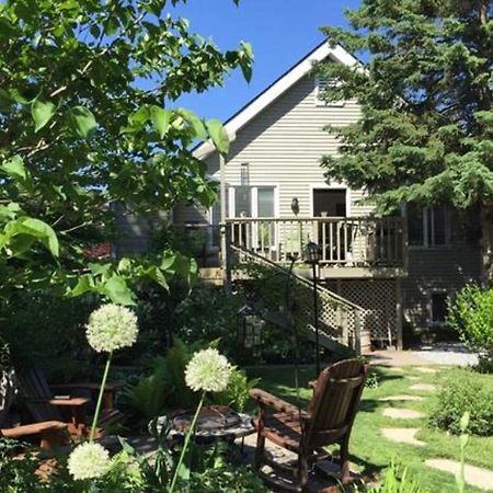 2 Moon Cottage Ниагара-он-те-Лейк Экстерьер фото